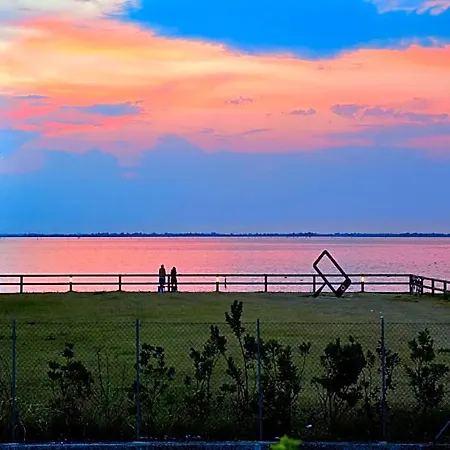 Beautiful With Terrace In A Great Location Otel 2*