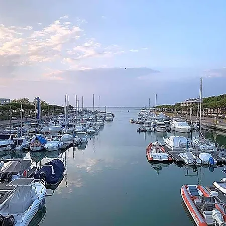 Beautiful With Terrace In A Great Location 2*