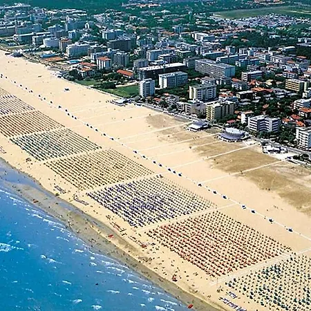 Beautiful With Terrace In A Great Location Otel 2*
