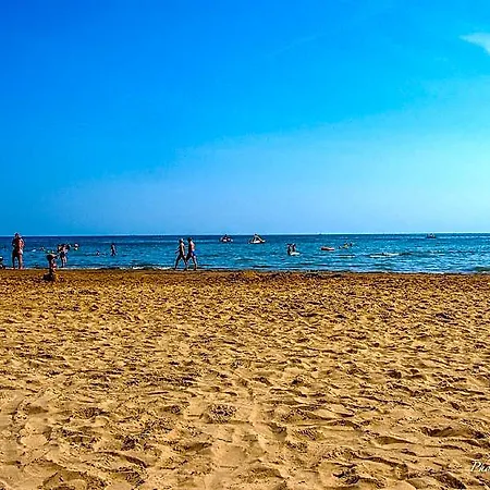 Beautiful With Terrace In A Great Location Otel